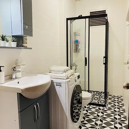 Stylish & Comfort In Ortakoey Apartament