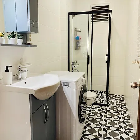 Apartamento Stylish & Comfort In Ortakoey