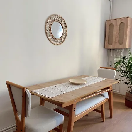Stylish & Comfort In Ortakoey Apartment