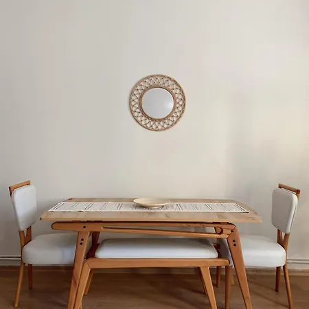Apartment Stylish & Comfort In Ortakoey *